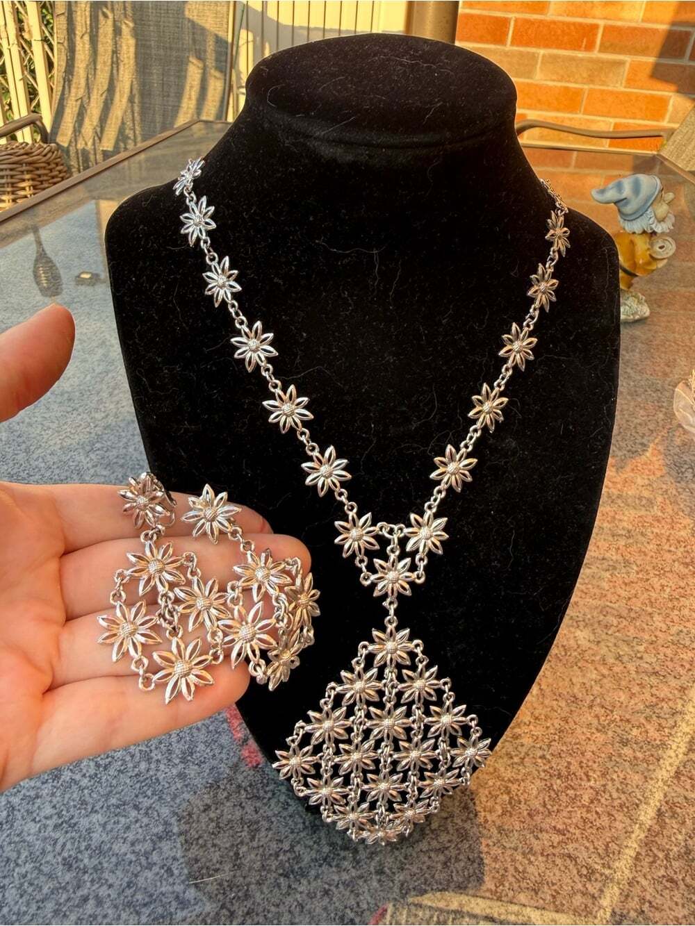 Vintage D’orlan Silver Tone Sunflower Necklace and Clipon Set - Picture 4 of 9
